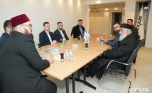 Visite du cheikh Abullah bin Ibrahim al-Sada au siège - 17